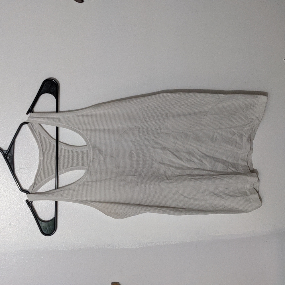 Lululemon swiftly tech racerback tank top size 8